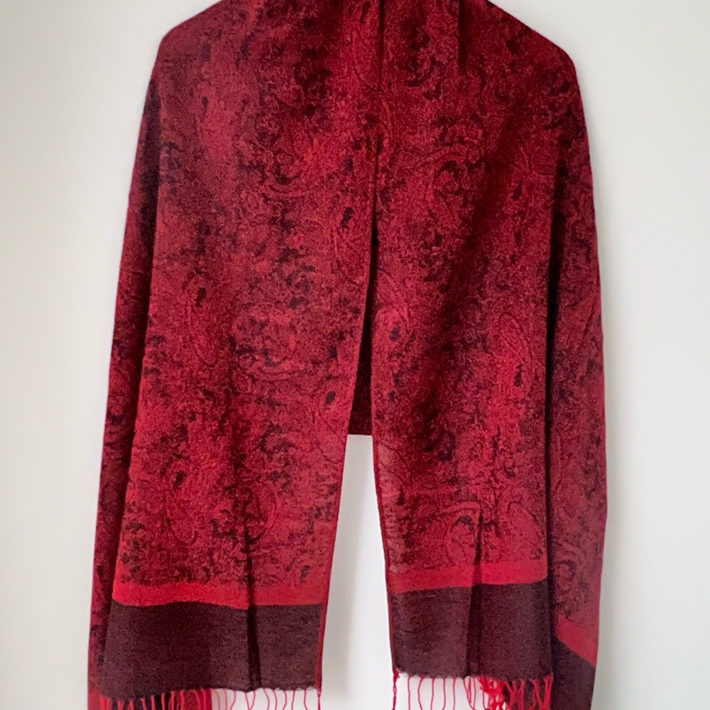 New!! Red pashmina